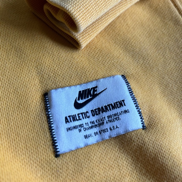 Yellow Nike Crewneck - Picture 2 of 4